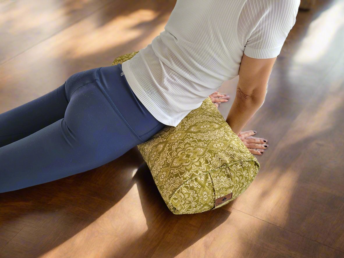 Oval Yoga Bolster | Mandala | Kiwi Fruit - Yoga Soul