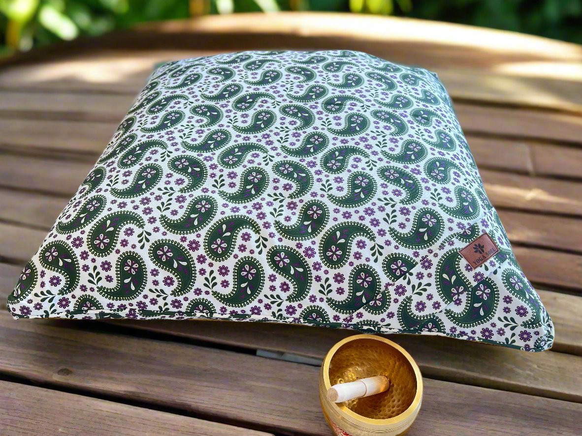 ZABUTON Meditation Cushion | Paisley | Trekking Green - Yoga Soul