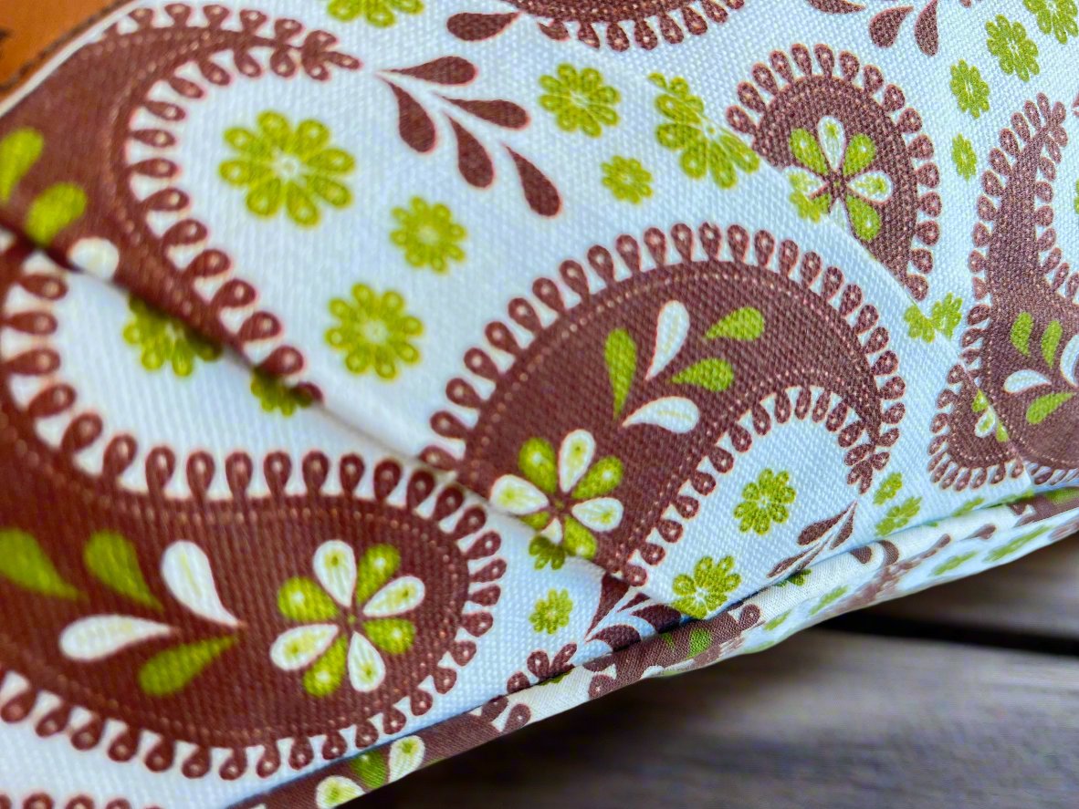 ZABUTON Meditation Cushion | Paisley | Chocolate - Yoga Soul