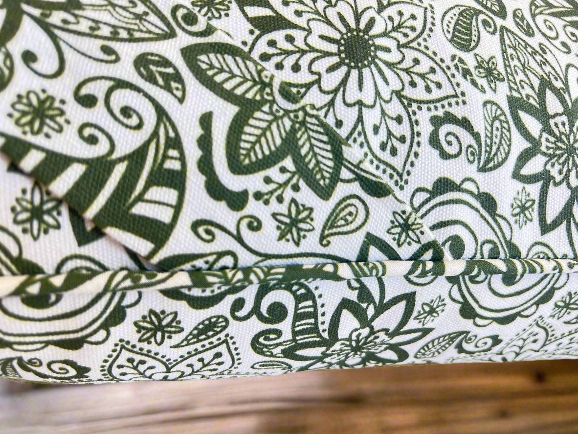 ZABUTON Meditation Cushion | Paisley Flower | Trekking Green - Yoga Soul